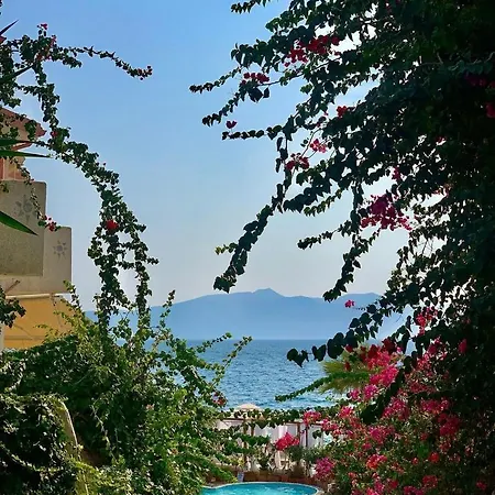 Bellavista Bougainville Bay * Sarandë